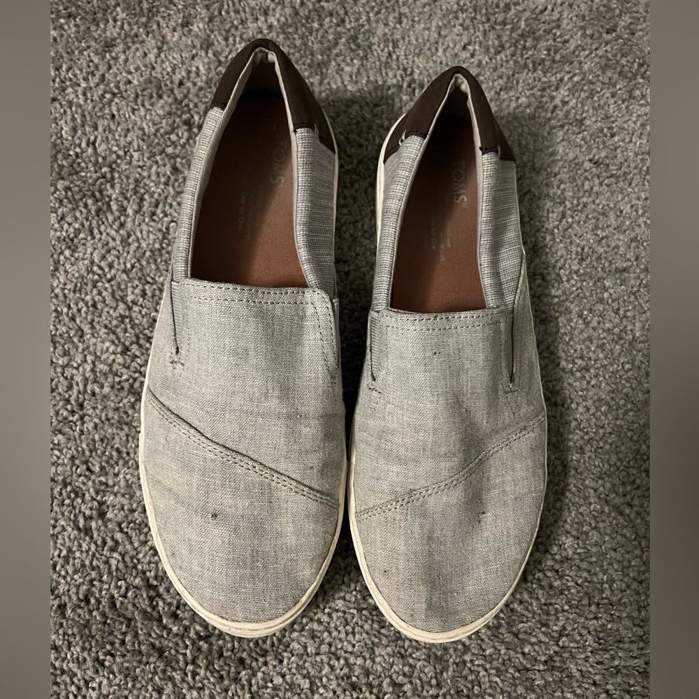 Mens TOMS slip on shoes